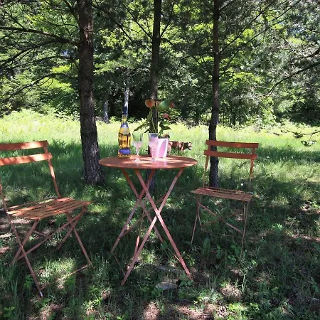 Nature Au Chambon-sur-lignon: Terrasse, Wifi, Proche Activites Et Commerces - Fr-1-582-137 * Le Chambon-sur-Lignon