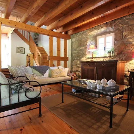 Country house Nature Au Chambon-sur-lignon: Terrasse, Wifi, Proche Activites Et Commerces - Fr-1-582-137 *