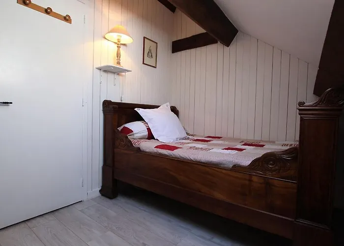 Nature Au Chambon-sur-lignon: Terrasse, Wifi, Proche Activités Et Commerces - Fr-1-582-137 * Le Chambon-sur-Lignon